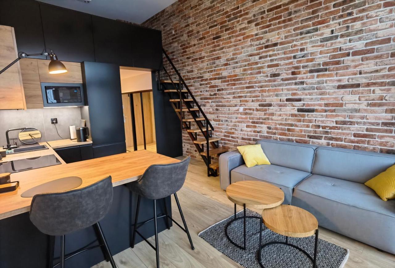 Apartament Loft Studio Airport Blisko Lotniska Zarembowicza Lotnisko فروتسواف المظهر الخارجي الصورة